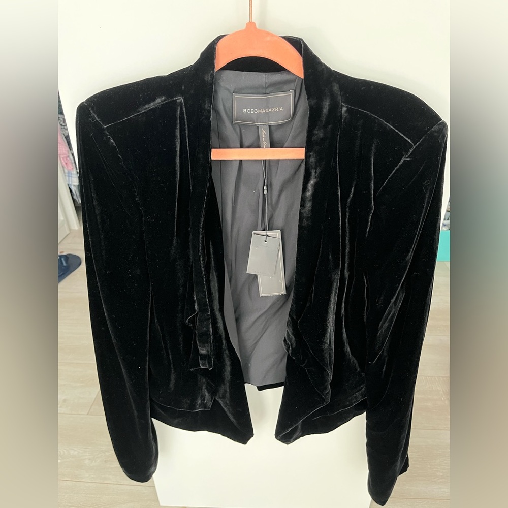 BCBG cropped (waist length) velvet jacket, fits size 8